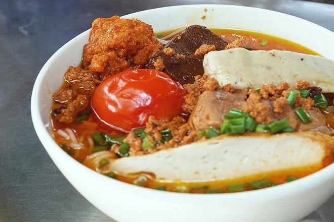 Bún riêu cua miền Trung thơm ngon đậm đà