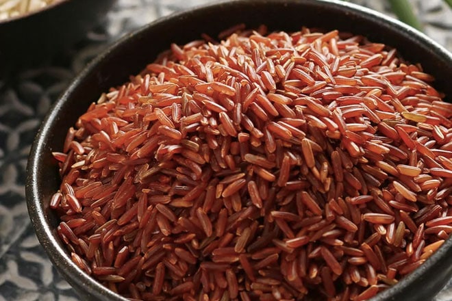 Khám phá cách nấu gạo lứt bằng nồi cơm điện mềm ngon không mất chất