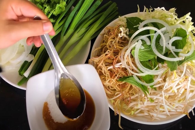 nước mắm ăn bún cá thu