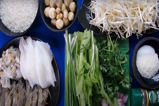 Cách nấu cháo hải sản thơm ngon, bổ dưỡng với 5 công thức đơn giản nhất
